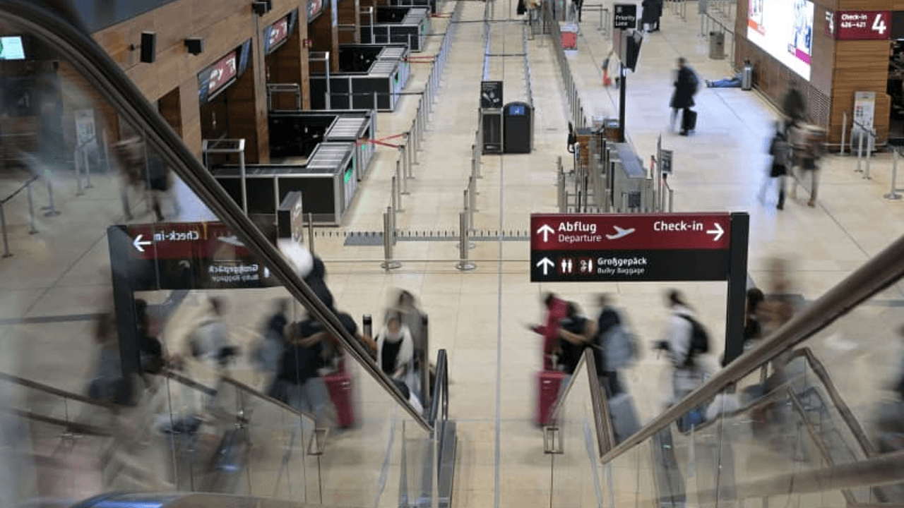 No flights to and from Middle East from Berlin's main airport