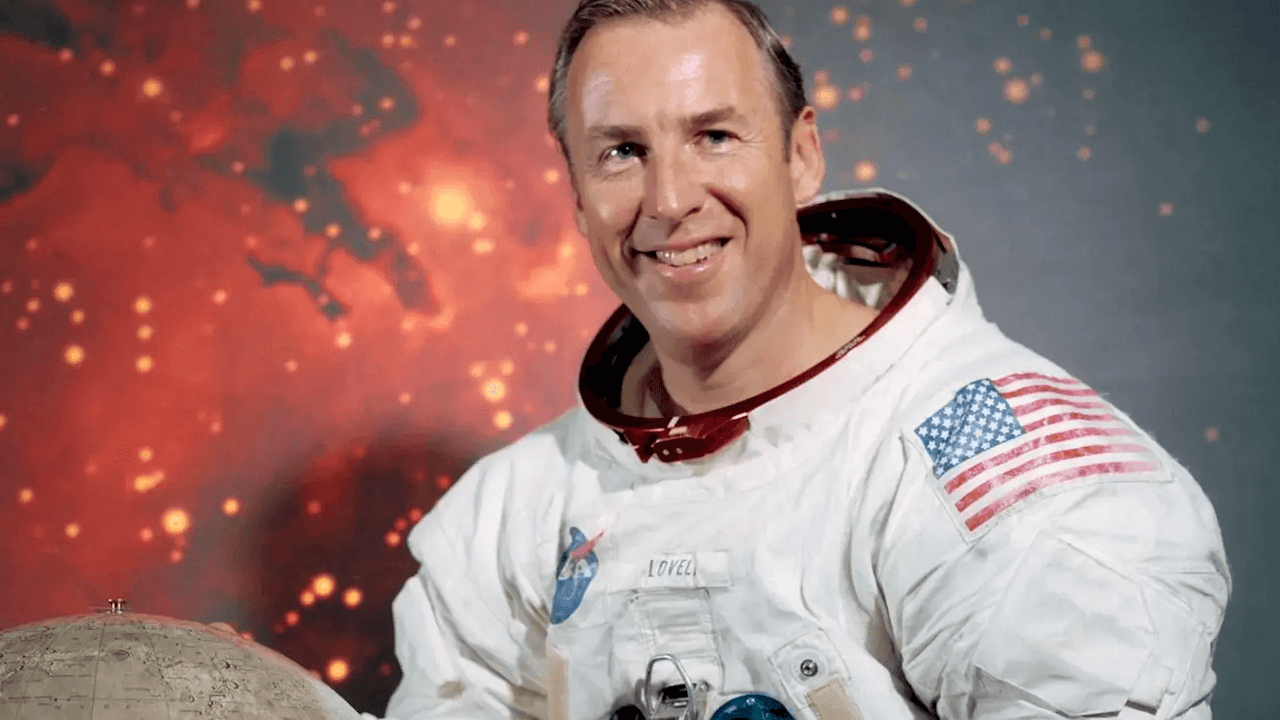 Apollo 13 commander Jim Lovell remembered as decorated NASA astronaut