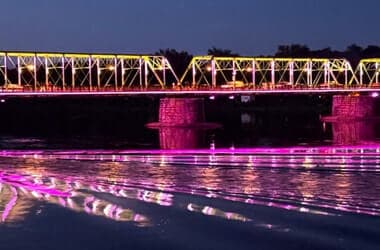 Delaware River Bridges Sparkle In Pink In Memory Of Dolly Parton