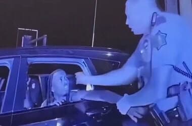 Footage Shows Arkansas Trooper Punching Passenger After 130 MPH Chase